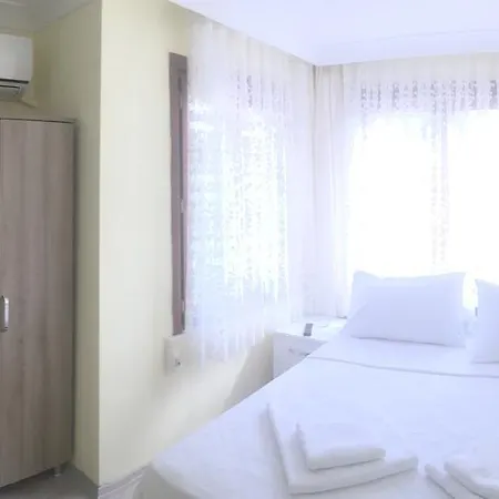 Ada Inan Butik * Büyükada