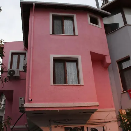 Ada Inan Butik Habitación en casa particular