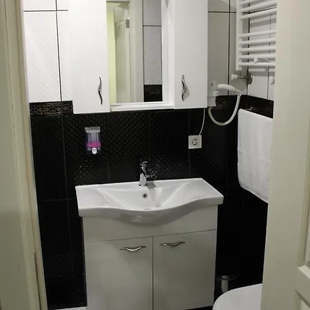 Ada Inan Butik Habitación en casa particular *
