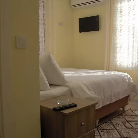 Ada Inan Butik * Büyükada